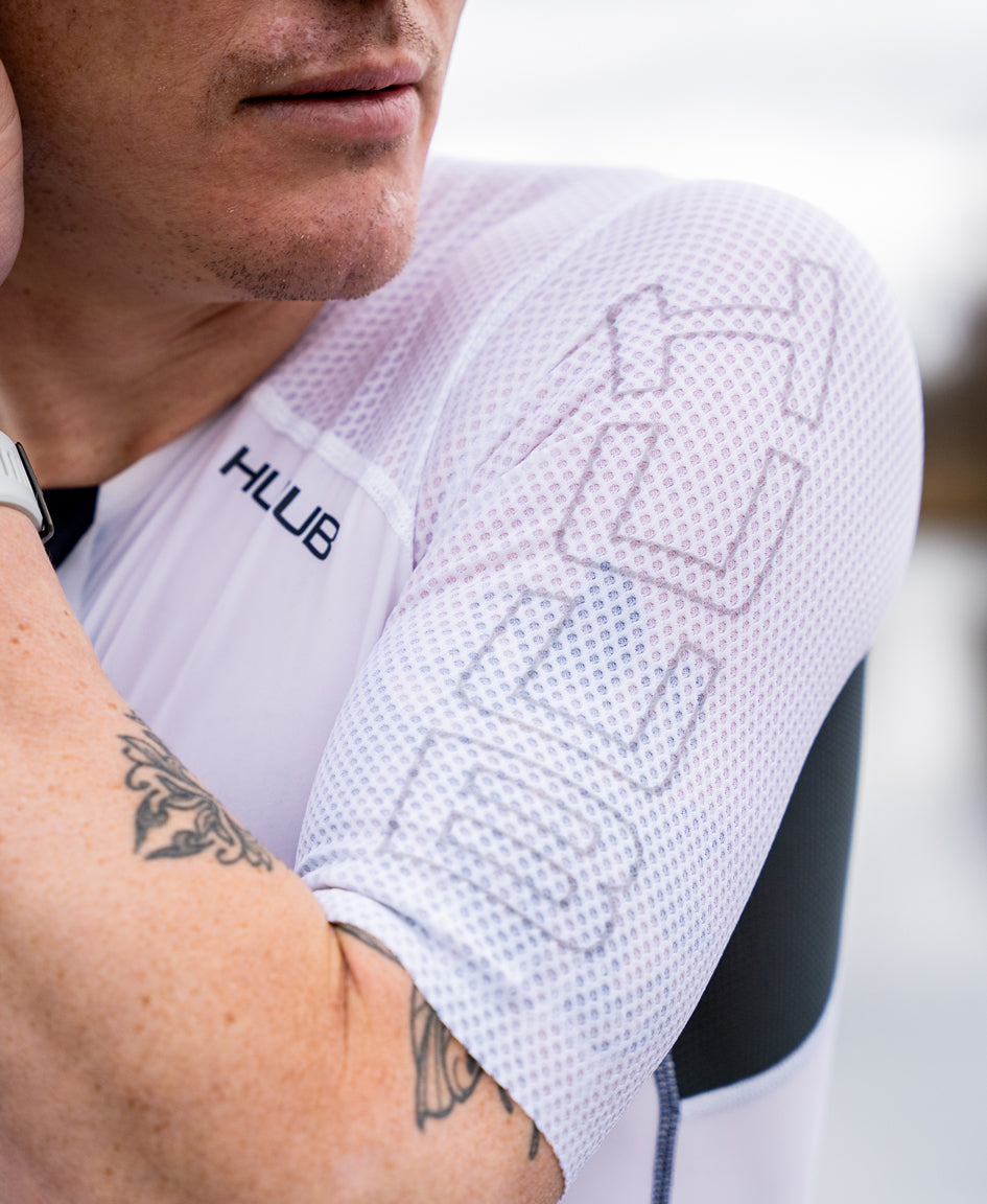 HUUB Anemoi 2 Tri Suit, SUB22 and 22PLUS – optimal aerodynamic fabrics for your race speed.